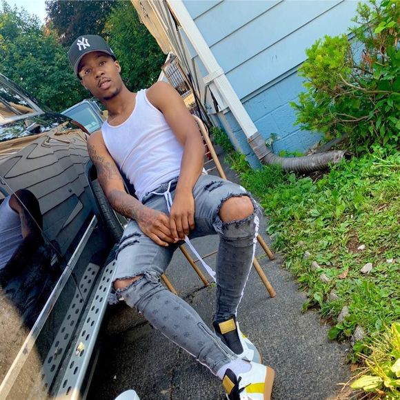 Meet your Posher, Gee - Picture 1 of 1